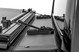 Toyota Tacoma Hard Tri-Fold Flip Up Bed Cover - 6' Bed - Rough Country - 2024+